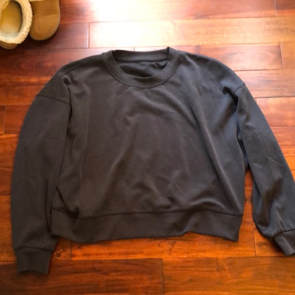Lululemon softstreme crew neck size 14 - Picture 2 of 4
